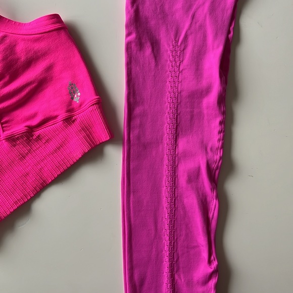 NWOT Free People Good Karma Leggings - Picture 4 of 6